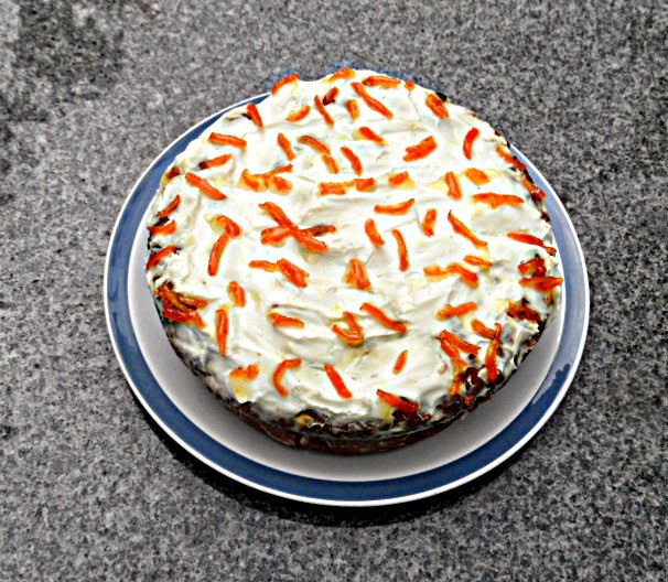 gluten free baking, gluten free cakes, carrot cake