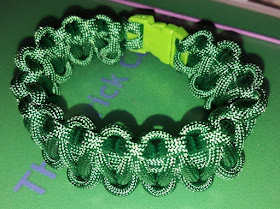 home made paracord survival wristbands