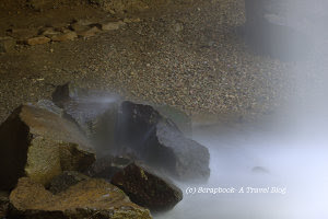 Hedge creek waterfalls Dunsmuir rock