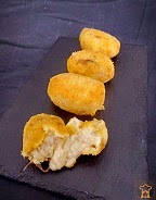 http://recetinesasgaya.blogspot.com.es/2014/01/croquetas-de-rabo-de-toro.html