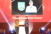Pemko Batam Raih Anugerah Sebagai Salah Satu Lembaga Pengelolaan Pelayanan Publik Terbaik se-Indonesia