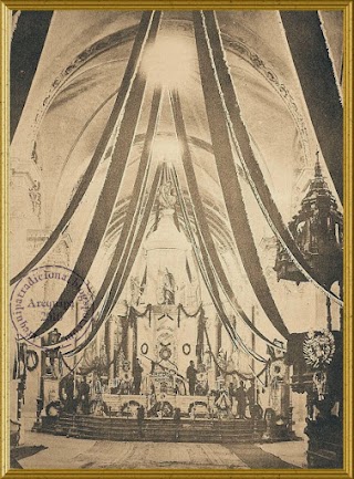 Interior de la Catedral de Arequipa en 1879, homenaje fúnebre a Grau