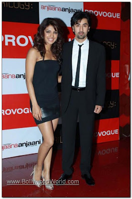 Priyanka Chopra and Ranbir Kapoor visit @ Provogue Fashion Show