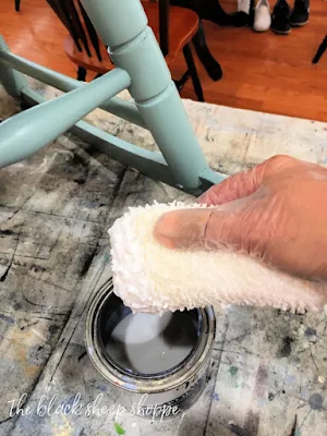 Quick and easy method to seal chalk paint.