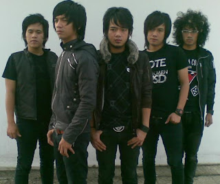 sejarah band d masiv