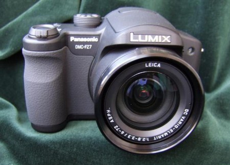 Panasonic Lumix DMC-FZ7