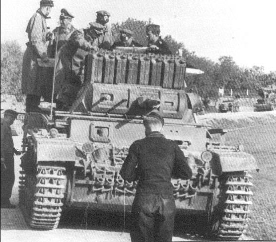 Hans-Valentin Hube Panzer III worldwartwo.filminspector.com