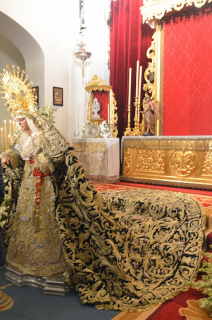 Nuestra Señora de la Esperanza - Triana - Sevilla