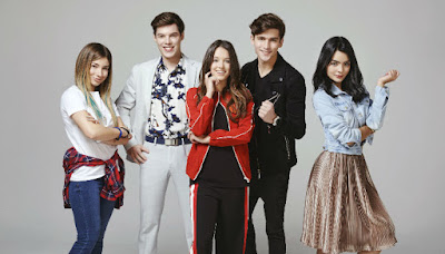 Foto elenco de Noobees