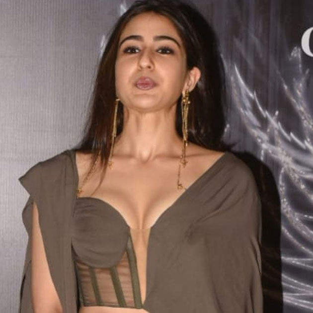 Sara Ali Khan bollywood actress hot stills