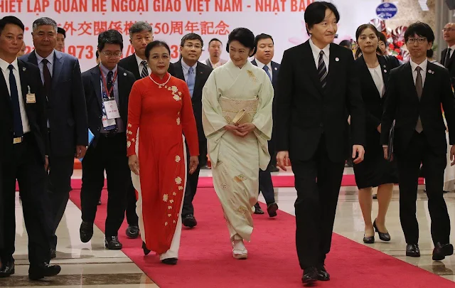 Vice President of Vietnam Vo Thi Anh Xuan, President of Vietnam Vo Van Thuong and his wife Phan Thi Thanh Tam
