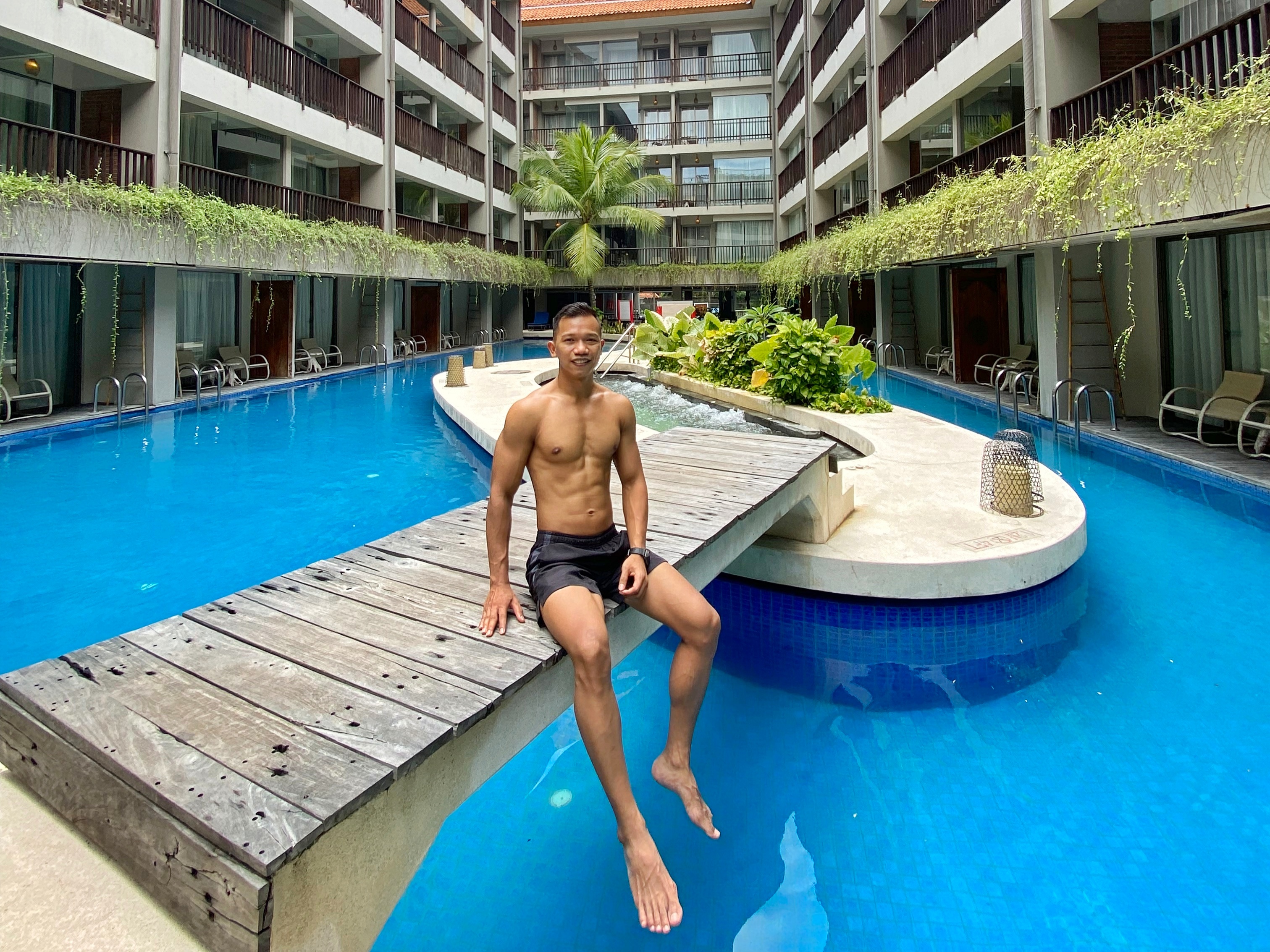 TRAVELER JAKARTA TRAVELER JAKARTA