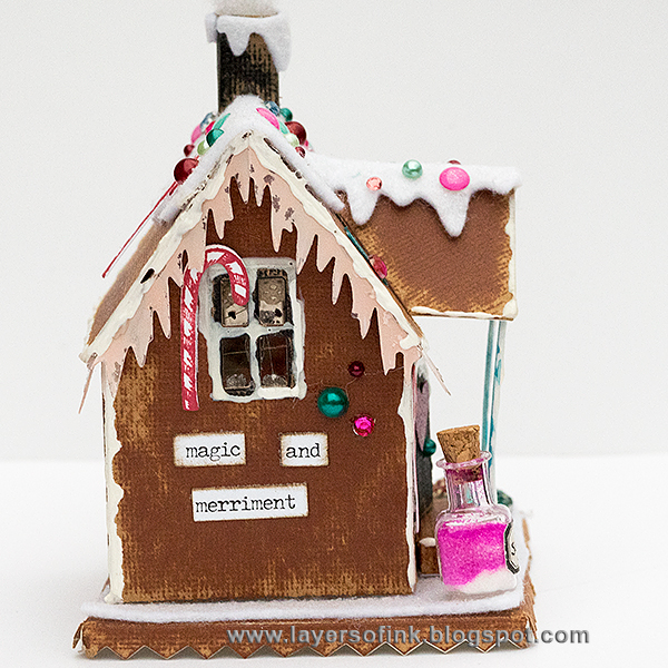 Layers of ink - Make your own paper Gingerbread House by Anna-Karin