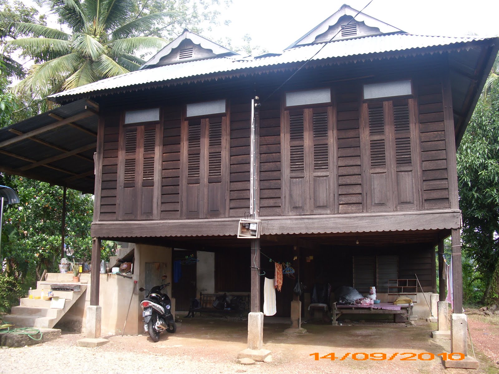  JENDELA  HATI RUMAH  TRADISIONAL  KEDAH