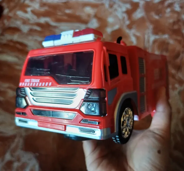 Toy firetruck robot