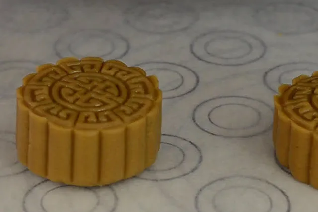 Unbaked mooncake