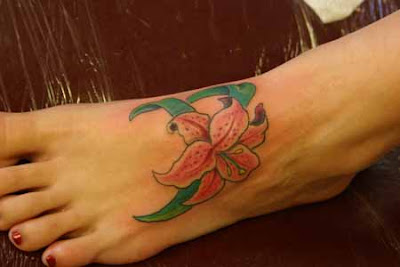foot tattoo,flower tattoo design