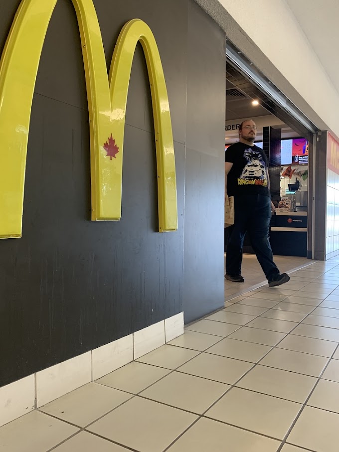 McDonald's - Central Parkway Mall Mississauga