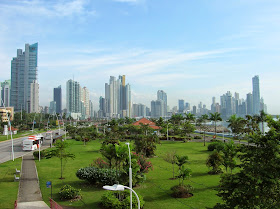 Avenida Balboa, Cinta Costera, Punta Pacífica, Panamá, round the world, La vuelta al mundo de Asun y Ricardo, mundoporlibre.com