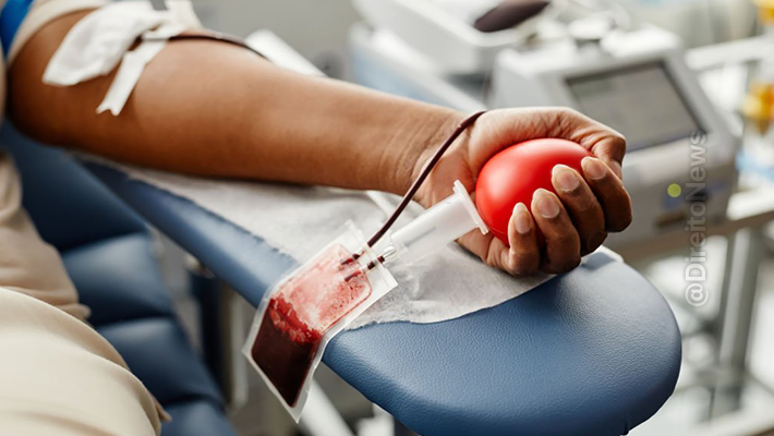 lei divina mantida decisao negou indenizacao transfusao sangue contra vontade paciente