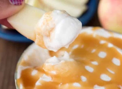 CARAMEL CHEESECAKE DIP RECIPE