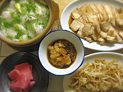 今日の晩ご飯　鶏ポン酢煮おろし和え　塩コショウ水餃子＋2