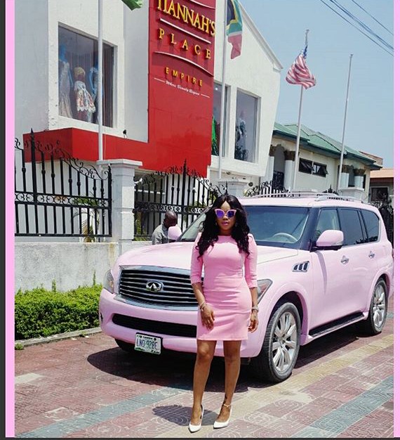 Toyin Lawani all pinked out!