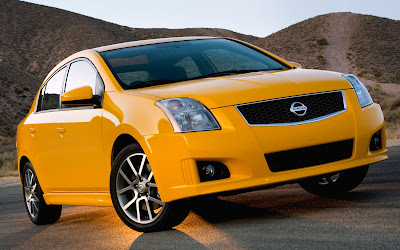 2012 Nissan Sentra SE-R Wallpaper