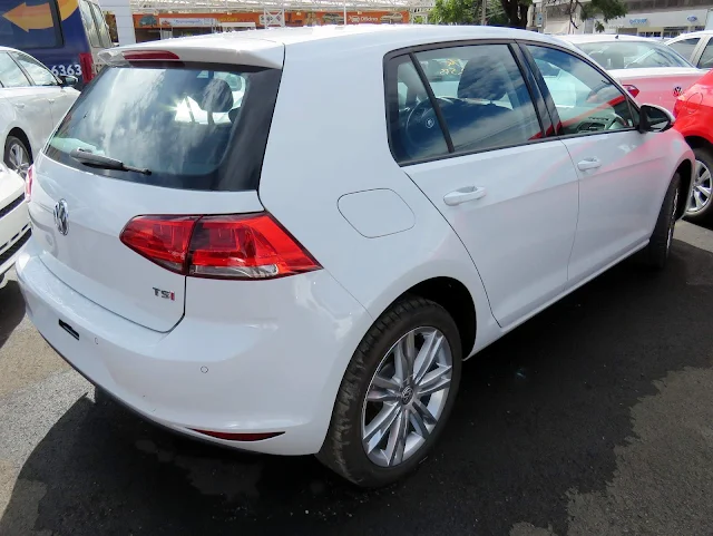 VW Golf 2017 TSI - preço