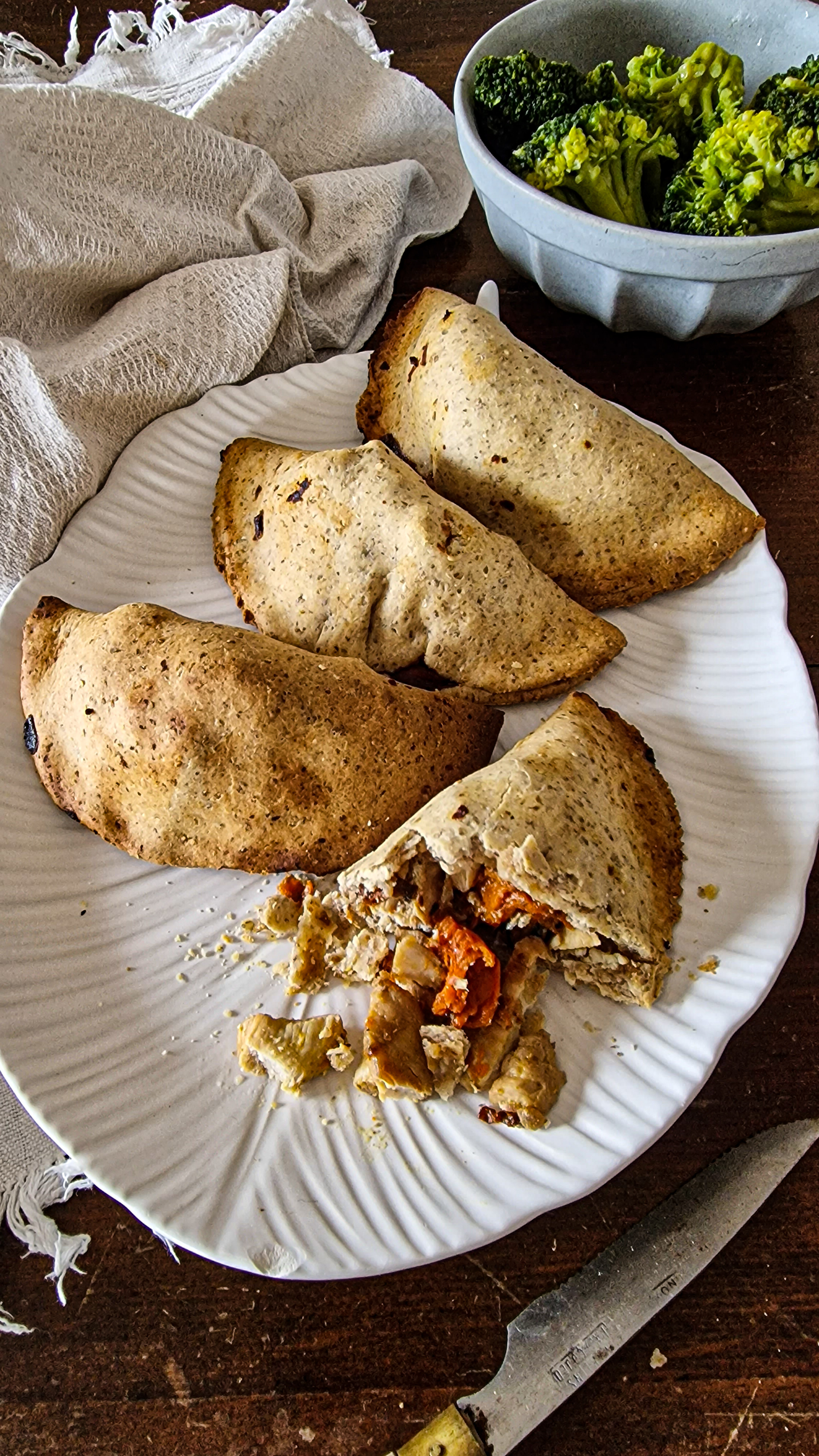 Empanadas de Centeio com Frango, Cogumelos e Abóbora Assada