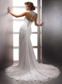 Hochzeitskleid mit schönem Rücken. Shiffon Brautkleid rückenfrei. Hochzeitskleid mit schönem Rücken. Shiffon Brautkleid rückenfrei.