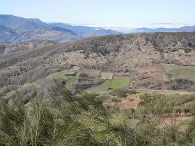 Spain, Route to Santiago, from Cebreiro to Triacastela   by E.V.Pita (2015)  http://picturesplanetbyevpita.blogspot.com/2015/04/spain-route-to-santiago-from-cebreiro.html   Camino de Santiago, de Cebreiro a Triacastela  por E.V.Pita  O Camiño, dende O Cebreiro a Triacastela