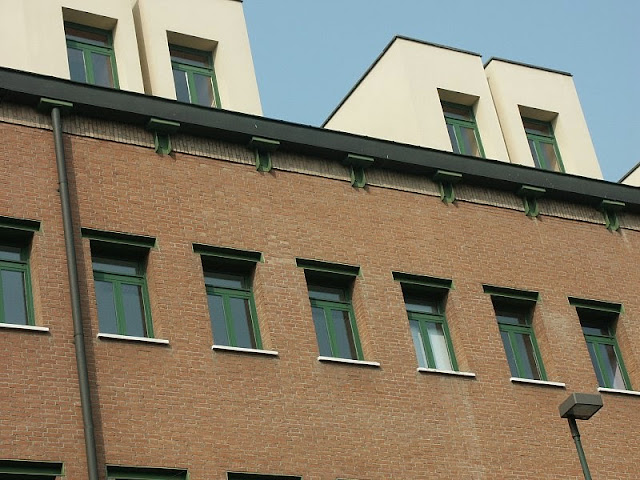 Casa Aurora en Turín | Aldo Rossi | Office headquarters for GFT