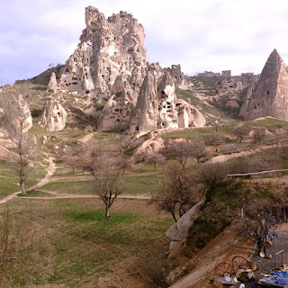 imagen de cavernas en turquia