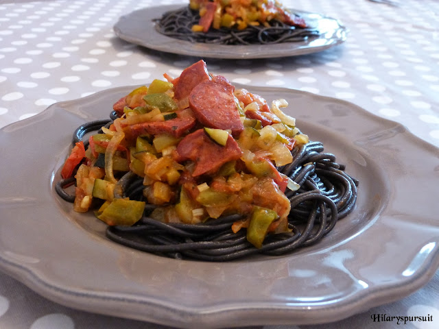 Spaghetti au chorizo et aux petits légumes