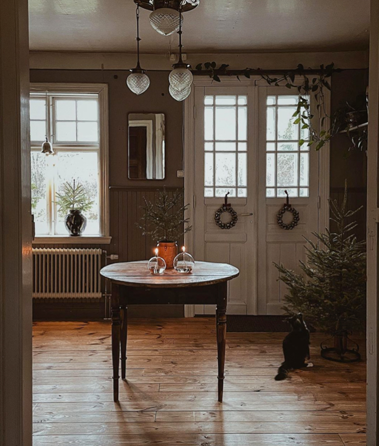 Maja's Cosy Swedish Home All Decked out for Christmas!