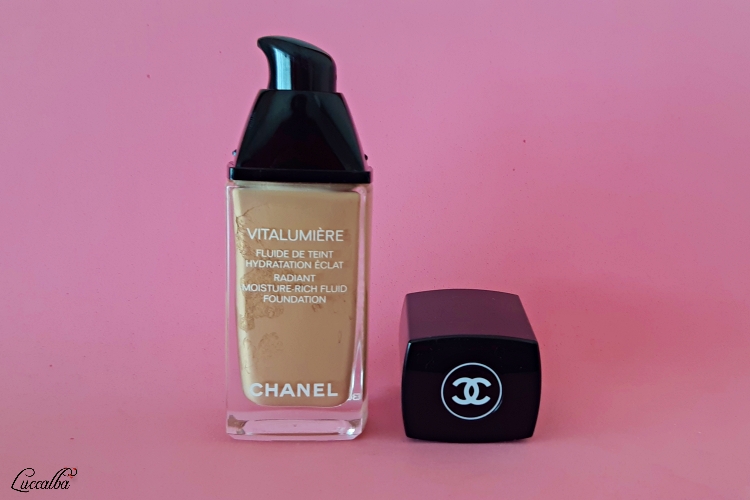 Base Vitalumière de Chanel