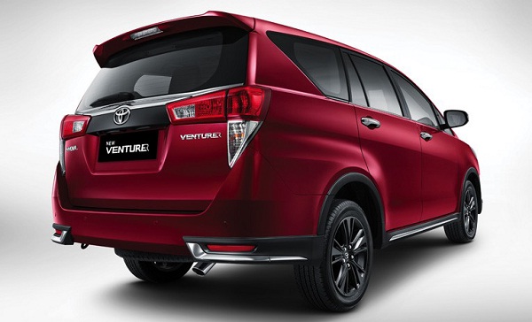 Kelebihan Desain Toyota New Venturer Mobil MPV Keluarga