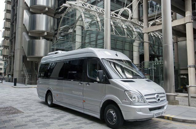 minibus-hire-and-driver-in-london 