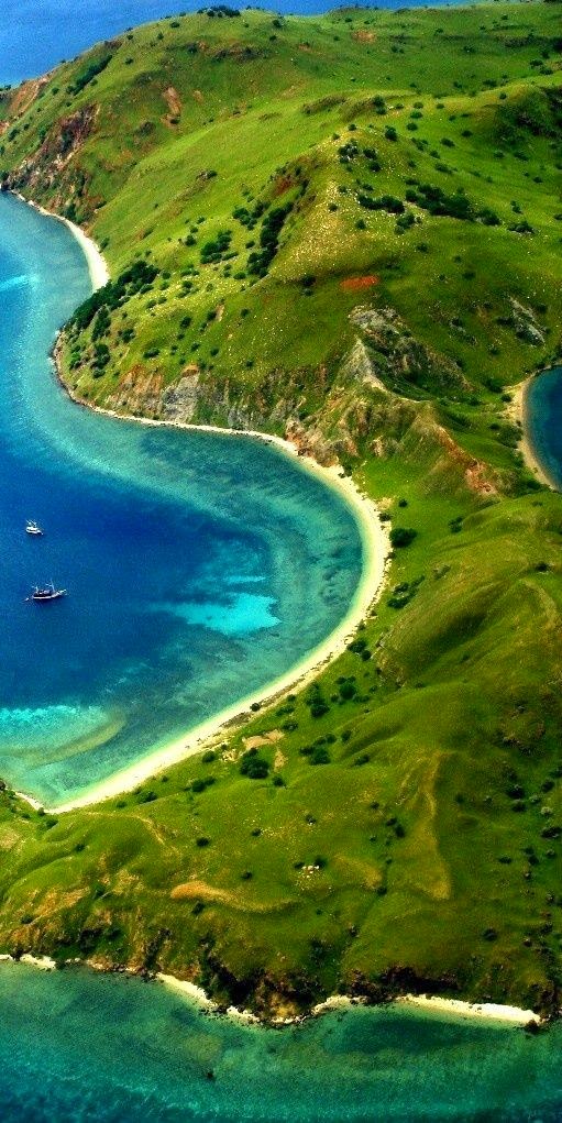 10 Places You Shouldn't Miss in Indonesia | Komodo Island National Park, Indonesia 