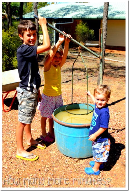 Fossicking for Gemstones in Rubyvale | How Many More Minutes?