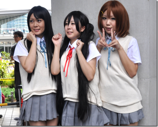 k-on! cosplay - akiyama mio, nakano azusa, and hirasawa yui from comiket 2010