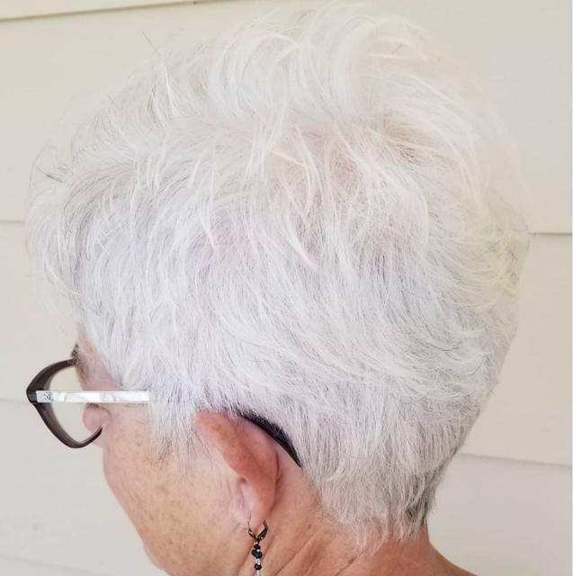 gorgeous short hairstyles for women over 70