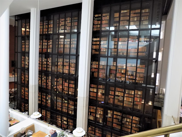 Item collections display, British Library