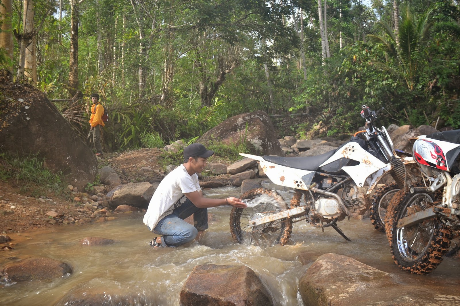 SINJAI BARAT TRAIL COMMUNITY SIBTRAC Honda Win 100 Modif Trail