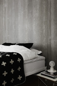 {Design} Cross blanket by Pia Wallen