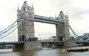 Tower Bridge. Recuerdo que el viaje en tren express, desde el aeropuerto de . (tower bridge)