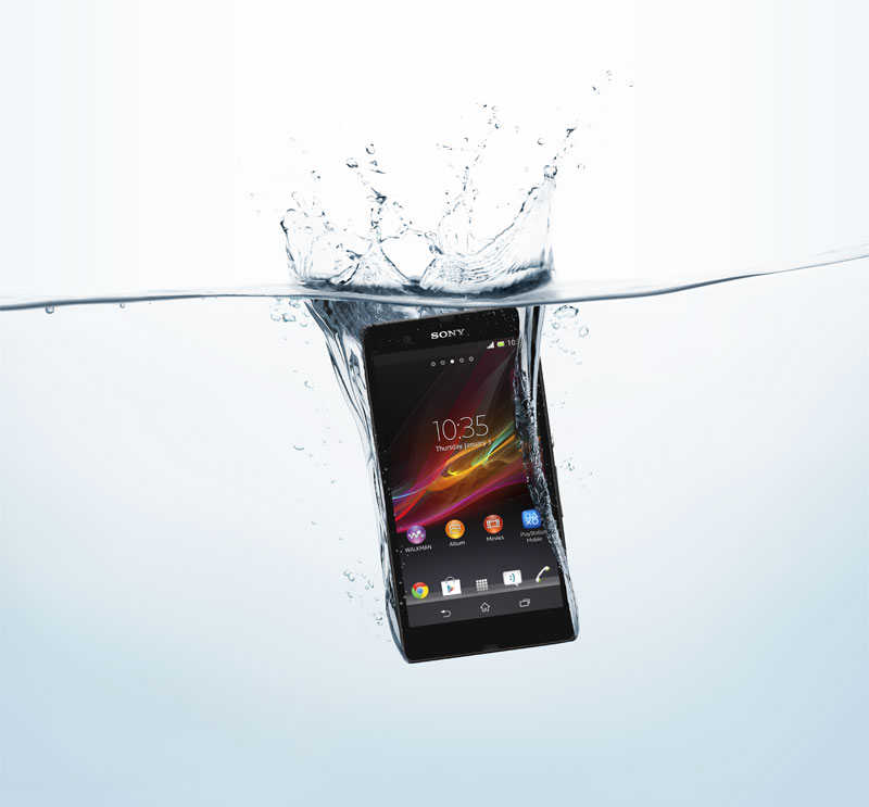 Sony_Xperia_Z_Front_Water