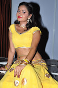 shreya vyas latest hot pics-thumbnail-18