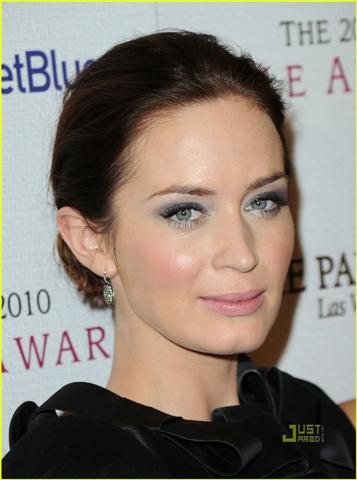 emily-blunt-style